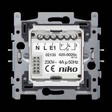 Socle avec contact de commutation 10 A (420-00100)